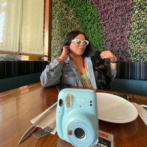 Meet your Posher, Debbie